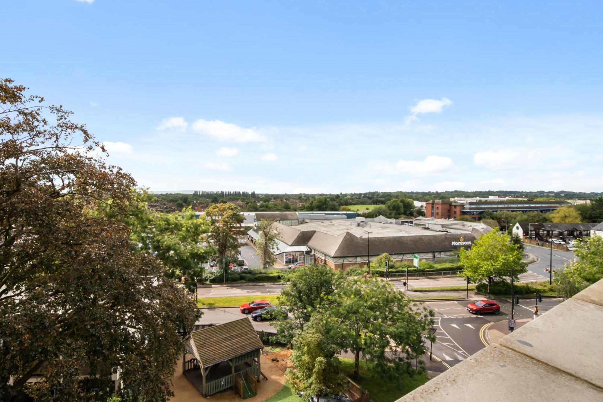 Livestay-Modern Apartments Building In Aylesbury Aylesbury  Exterior foto