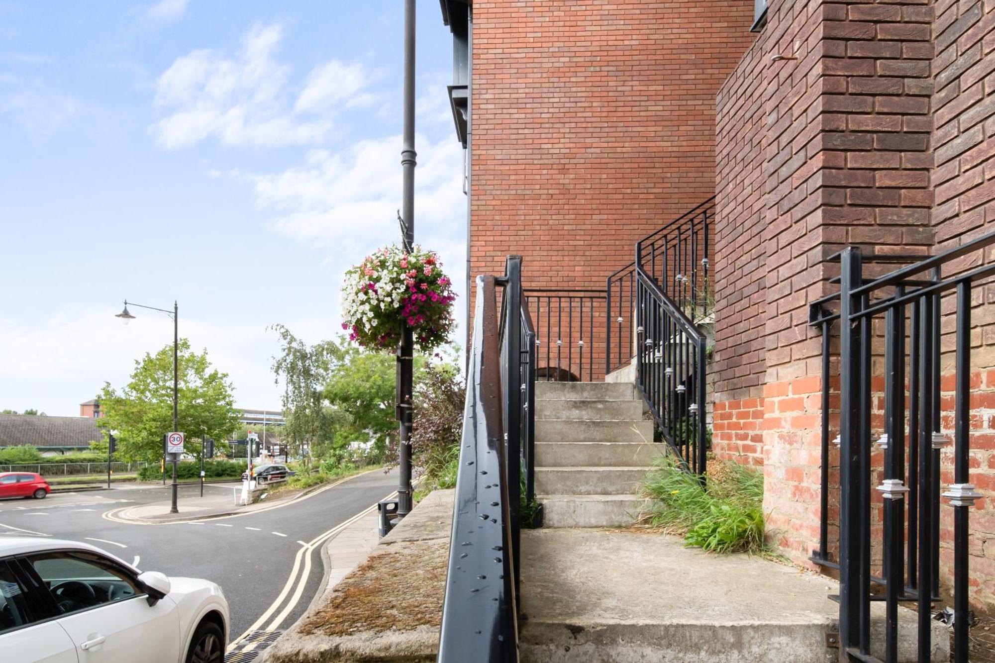 Livestay-Modern Apartments Building In Aylesbury Aylesbury  Exterior foto